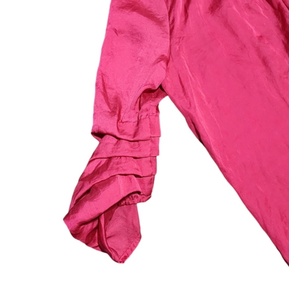 NWT Bebe Hot Pink Shirt Dress Medium Roll Tab 1/2 Button Front Lightweight - Picture 4 of 11